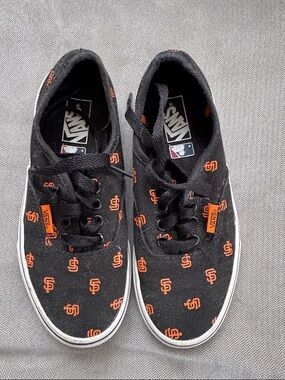 Vans Kids Black Canvas Sneakers with Orange Logo Print San Francisco Giants